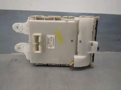 Second-hand car spare part fuse box unit for toyota auris 1.4 16v cat oem iam references 8273002150a