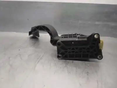 Second-hand car spare part accelerator pedal for opel corsa d (s07) 1.3 cdti (l08 l68) oem iam references 13305804  