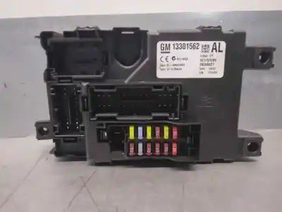 Second-hand car spare part fuse box unit for opel corsa d (s07) 1.3 cdti (l08 l68) oem iam references 13301562