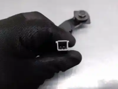 Peça sobressalente para automóvel em segunda mão chicote / encaixe cinto segurança por mazda 3 (bl) 1.6 mzr (bl14) referências oem iam b2000  