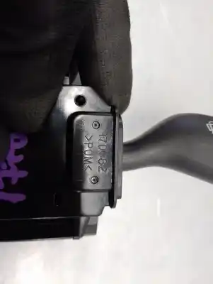 Pezzo di ricambio per auto di seconda mano comando pulito per mazda 3 (bl) 1.6 mzr (bl14) riferimenti oem iam 17d682  