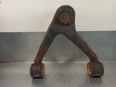 Автозапчасти б/у передний правый верхний рычаг подвески за iveco daily iv furgón 35s14 c, 35s14 c/p, 35s14 v, 35s14 v/p, 35c14 v,... ссылки oem iam 500379802  