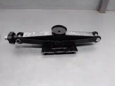 Pièce détachée automobile d'occasion cric hydraulique pour mercedes-benz clase a (w169) 1.5 cat références oem iam a1685830715  