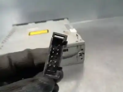 Peça sobressalente para automóvel em segunda mão sistema de áudio / rádio cd por audi a3 (8p) 2.0 tdi referências oem iam 8e0035111  