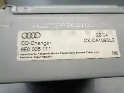 Peça sobressalente para automóvel em segunda mão sistema de áudio / rádio cd por audi a3 (8p) 2.0 tdi referências oem iam 8e0035111  