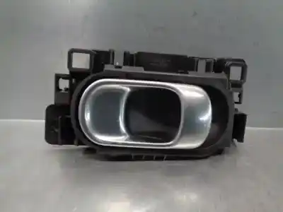 Peça sobressalente para automóvel em segunda mão puxador interior dianteiro direito por citroen c3 iii (sx) 1.2 vti 82 referências oem iam 9825130577