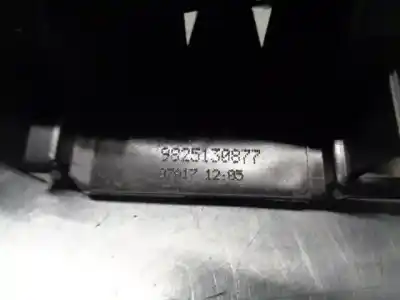 Автозапчасти б/у левая передняя внутренняя ручка за citroen c3 / c3 origin iii (sx) 1.2 vti 82 ссылки oem iam 9825130877  