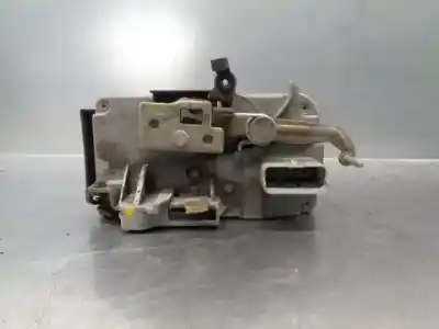 Pièce détachée automobile d'occasion serrure de porte avant droite pour citroen c8 2.0 hdi x références oem iam 9136l8