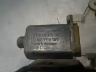 Автозапчастина б/у регулятор переднього правого скла для smart forfour 1.5 cdi cat посилання на oem iam 0130822208  