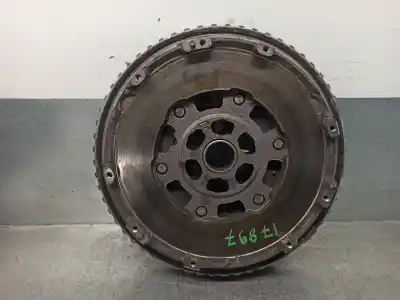 Recambio de automóvil de segunda mano de VOLANTE MOTOR para RENAULT MEGANE III COUPE  referencias OEM IAM 123104345R  