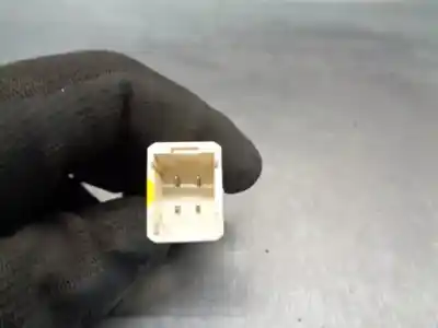 Piesă de schimb auto la mâna a doua intrerusator pentru smart forfour 1.5 cdi cat referințe oem iam mr977584  