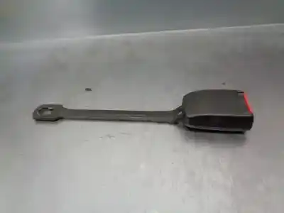 Tweedehands auto-onderdeel riemhaak rechts voor voor audi a6 berlina (c4) 2.3 oem iam-referenties 4a0857755e