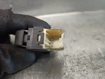 Second-hand car spare part switch for chevrolet captiva 2.0 vcdi lt oem iam references 10e28  