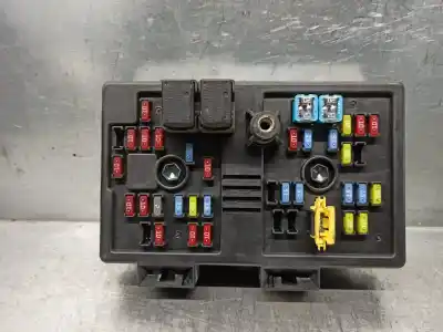 Peça sobressalente para automóvel em segunda mão caixa de fusíveis e relés por chevrolet captiva 2.0 vcdi lt referências oem iam 96821082  