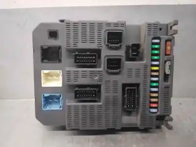 Peça sobressalente para automóvel em segunda mão caixa de fusíveis e relés por peugeot 308 sw i (4e_, 4h_) 1.6 16v referências oem iam 9663798180