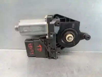 Pezzo di ricambio per auto di seconda mano motore alzacristalli posteriore destro per volkswagen passat berlina (3b3) 1.9 tdi riferimenti oem iam 0130821696  