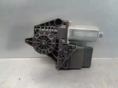 Pezzo di ricambio per auto di seconda mano motore alzacristalli posteriore destro per volkswagen passat berlina (3b3) 1.9 tdi riferimenti oem iam 0130821696  