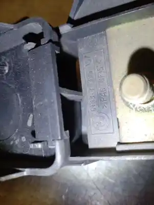 Second-hand car spare part fuse box unit for bmw x3 (e83) 2.0d oem iam references 61138385157  