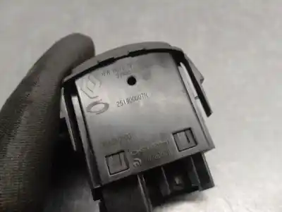 Second-hand car spare part headlights switch for renault fluence (l3_) 1.5 dci (l30d l30l l306 l33f l33l l33m l33v l33w) oem iam references 251900007r  202008269