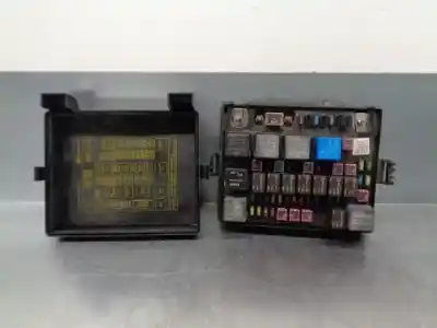 Second-hand car spare part FUSE BOX UNIT for SSANGYONG RODIUS  OEM IAM references 8234021120  
