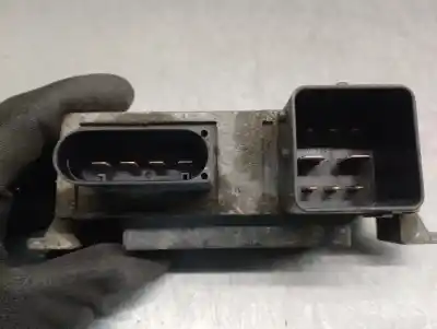 Pezzo di ricambio per auto di seconda mano scatola di preriscaldamento per renault fluence (l3_) 1.5 dci (l30d l30l l306 l33f l33l l33m l33v l33w) riferimenti oem iam 8200558438  