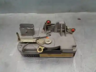 Peça sobressalente para automóvel em segunda mão fechadura da porta dianteira direita por citroen jumpy 2.0 hdi sx familiar (5/6 asientos) referências oem iam 9136j7