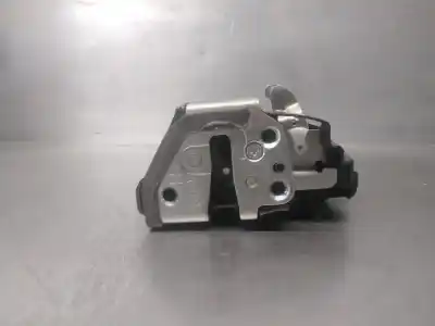 Tweedehands auto-onderdeel achter rechts deurslot voor toyota verso (_r2_) 2.0 d-4d (aur20_) oem iam-referenties 690500f030