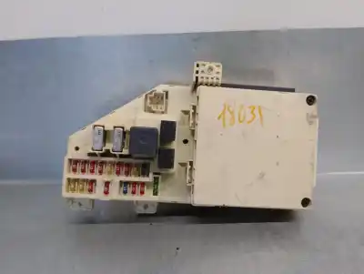 İkinci el araba yedek parçası RÖLE/SIGORTA KUTUSU için CHRYSLER STRATUS BERLINA (JA)  OEM IAM referansları 04606668AA  