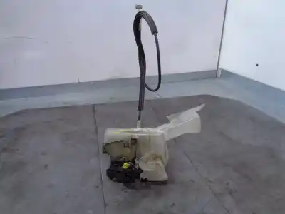 Автозапчастина б/у замок передніх дверей лівий для renault clio ii fase i (b/cbo) 1.9 d alize посилання на oem iam 7701045304