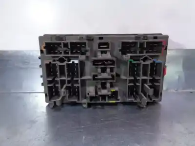 Pièce détachée automobile d'occasion BOÎTES À FUSIBLES pour PEUGEOT EXPERT KASTEN KOMFORT  Références OEM IAM 9631527980  