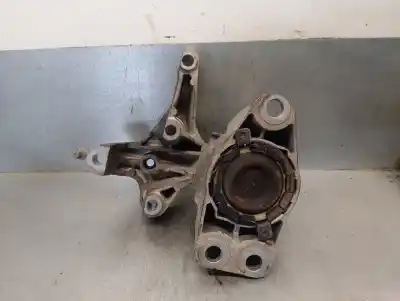 Second-hand car spare part engine support for dacia sandero 1.5 dci oem iam references 112849221r  112849221r