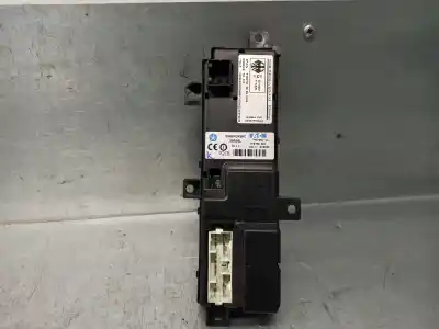Second-hand car spare part right front power window switch for jeep grand cherokee ii (wj, wg) 2.7 crd 4x4 oem iam references 5hb64dx9ac  