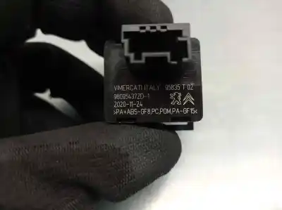 Автозапчасти б/у управление светом за peugeot 208 ii (ub_, up_, uw_, uj_) 1.2 puretech 75 ссылки oem iam 98095437zd  