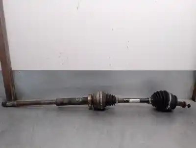 Second-hand car spare part front right transmission for volvo xc70 2.5 t awd 209 cv / 154 kw oem iam references p8689220  