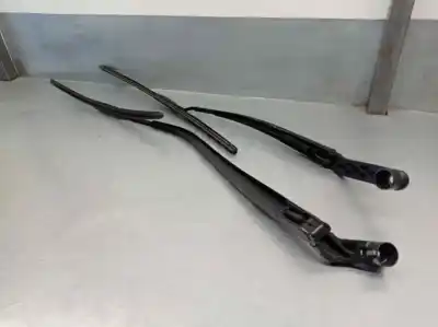 Second-hand car spare part front right windshield wiper arm for mazda cx-5 (ke, gh) 2.0 (keefw) oem iam references kd5167321a