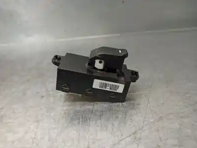 Second-hand car spare part right front power window switch for kia soul i (am) 1.6 crdi 128 oem iam references 93575b2000