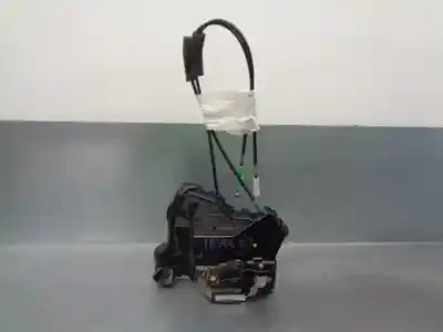 Peça sobressalente para automóvel em segunda mão fechadura da porta dianteira direita por lexus ct (zwa10_) 200h (zwa10_) referências oem iam 6903060240