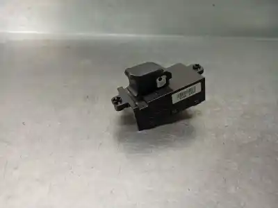 Second-hand car spare part rear left power window switch for kia soul i (am) 1.6 crdi 128 oem iam references 299130685