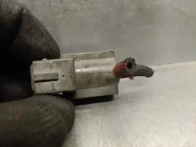 Second-hand car spare part additional air valve for bmw x3 (e83) 2.0 sd oem iam references 70078400  70078400