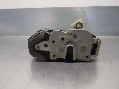 Peça sobressalente para automóvel em segunda mão fechadura da porta dianteira direita por opel astra j (p10) 1.7 cdti (68) referências oem iam 3023880