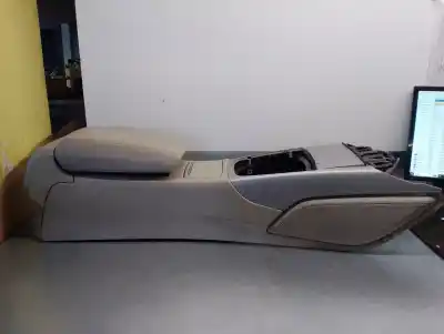 Автозапчастина б/у ЦЕНТРАЛЬНИЙ ПОДЛОКНИК для AUDI A6 BERLINA (4GC)  Посилання на OEM IAM 4G0863244B  