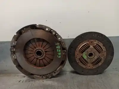 Second-hand car spare part clutch kit for peugeot 406 berlina (s1/s2) 2.0 hdi oem iam references 2052f0  701090