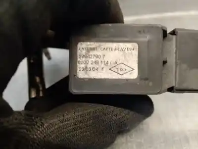 Pièce détachée automobile d'occasion moteur de reglage des phares pour renault megane ii berlina 3p 1.9 dci diesel 120 cv / 88 kw références oem iam 699427907  8200249114