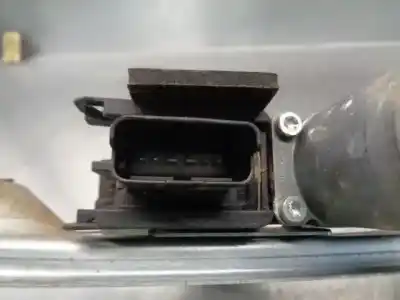 Pezzo di ricambio per auto di seconda mano alzacristalli posteriore destro per peugeot 308 sw i (4e_, 4h_) 1.6 hdi riferimenti oem iam 9680617480  