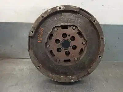 Pezzo di ricambio per auto di seconda mano volano del motore per peugeot 308 sw i (4e_, 4h_) 1.6 hdi riferimenti oem iam 9686904080