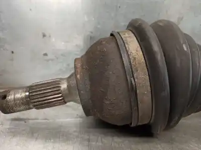 Pezzo di ricambio per auto di seconda mano trasmissione anteriore sinistra per peugeot 308 sw i (4e_, 4h_) 1.6 hdi riferimenti oem iam 3272a8  