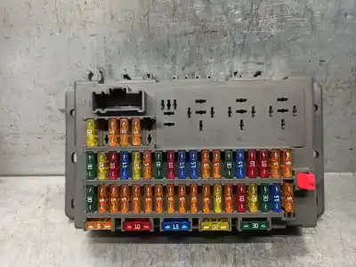 Peça sobressalente para automóvel em segunda mão caixa de fusíveis e relés por mini mini (r50, r53) cooper referências oem iam 690660004
