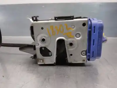 Автозапчастина б/у замок дверей заднього лівого для audi a4 b5 avant (8d5) 2.5 tdi посилання на oem iam 8d0839015a