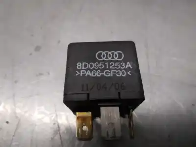 Second-hand car spare part relay for audi a4 b5 avant (8d5) 2.5 tdi oem iam references 8d0951253a  