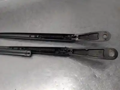 Second-hand car spare part front right windshield wiper arm for citroen c3 ii (sc_) 1.4 hdi 70 (sc8hzc sc8hr0 sc8hp4) oem iam references 9683381680  9683382180